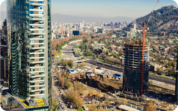 Construcción de edificios y panorama urbano en Santiago de Chile